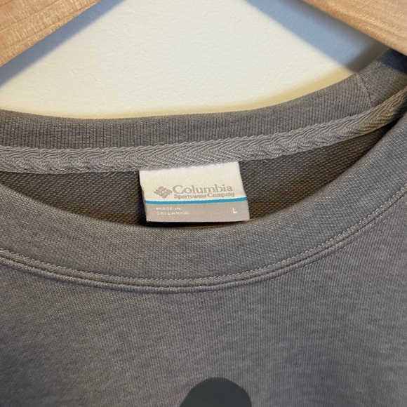 Columbia / Oversized Grey Sweatshirt with Logo - Picture 6 of 7